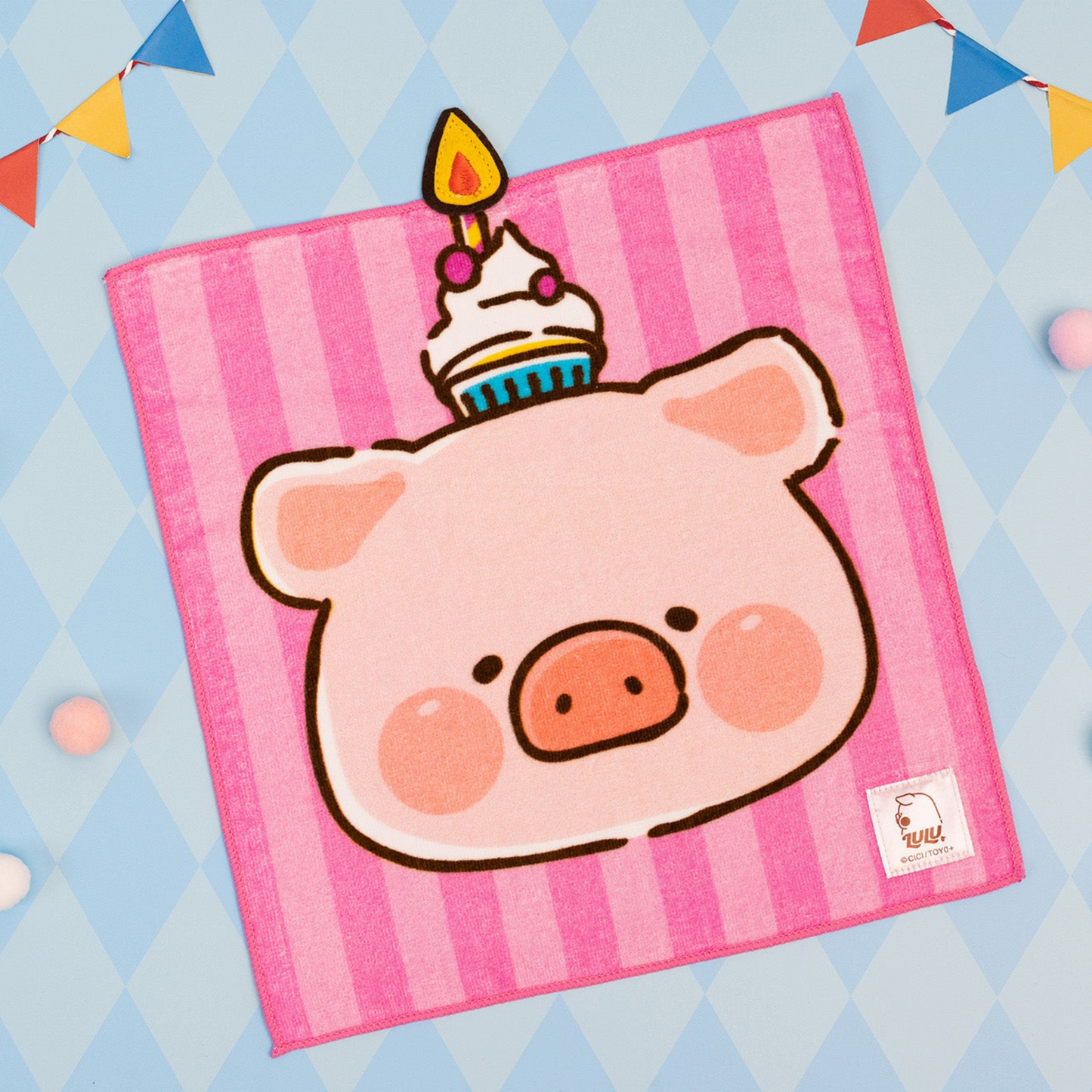 TOYZERO+ LULU THE PIG CELEBRATION: BIRTHDAY CAKE HANDKERCHIEF