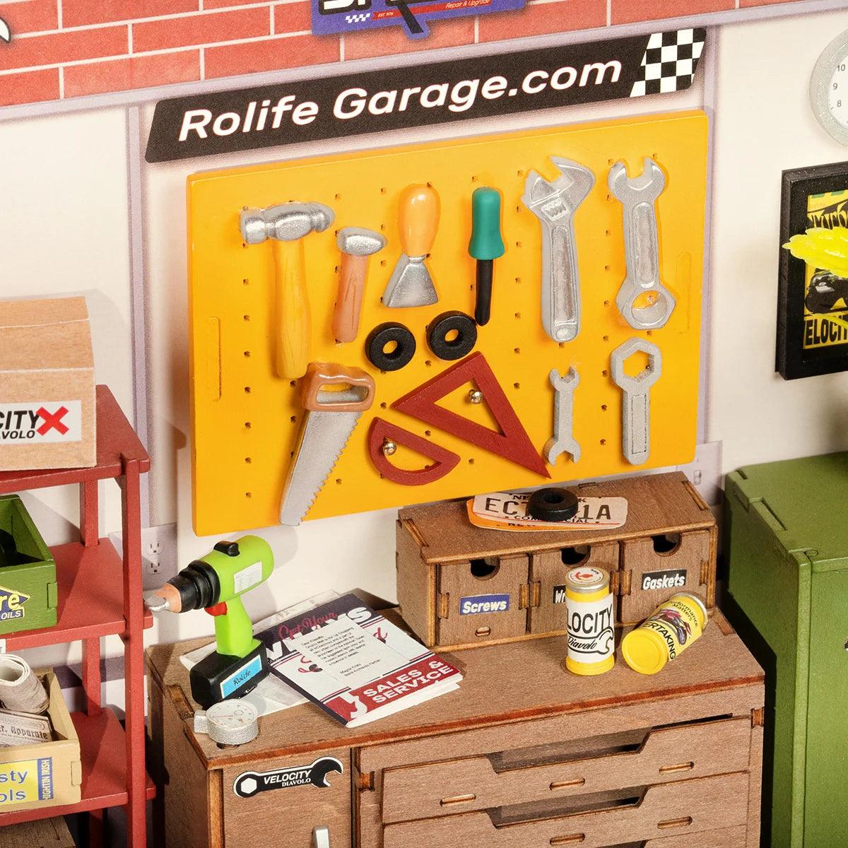 Rolife: Garage Workshop DIY Miniature House Kit